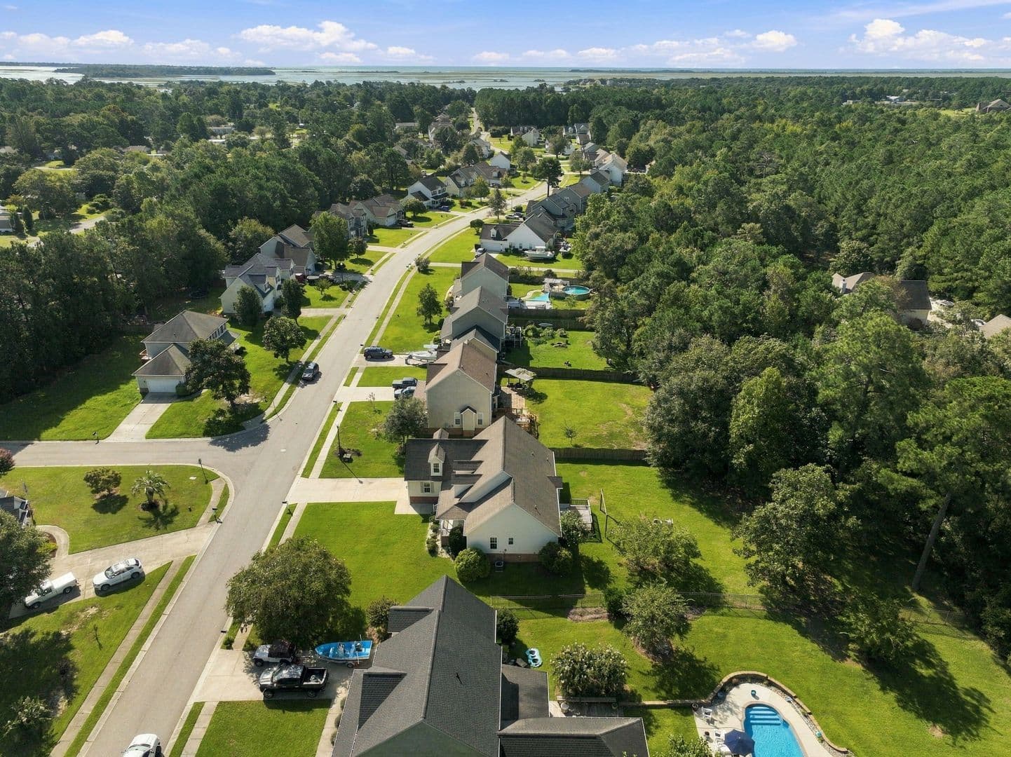 Swansboro House: 337 Foster Creek Road