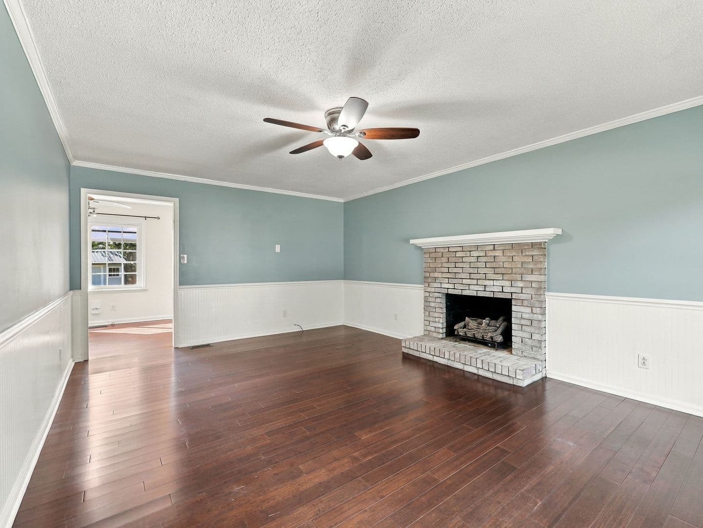 Jacksonville House: 123 Robinhood Drive