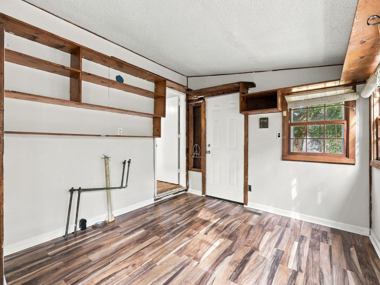 Jacksonville House: 519 New River Dr