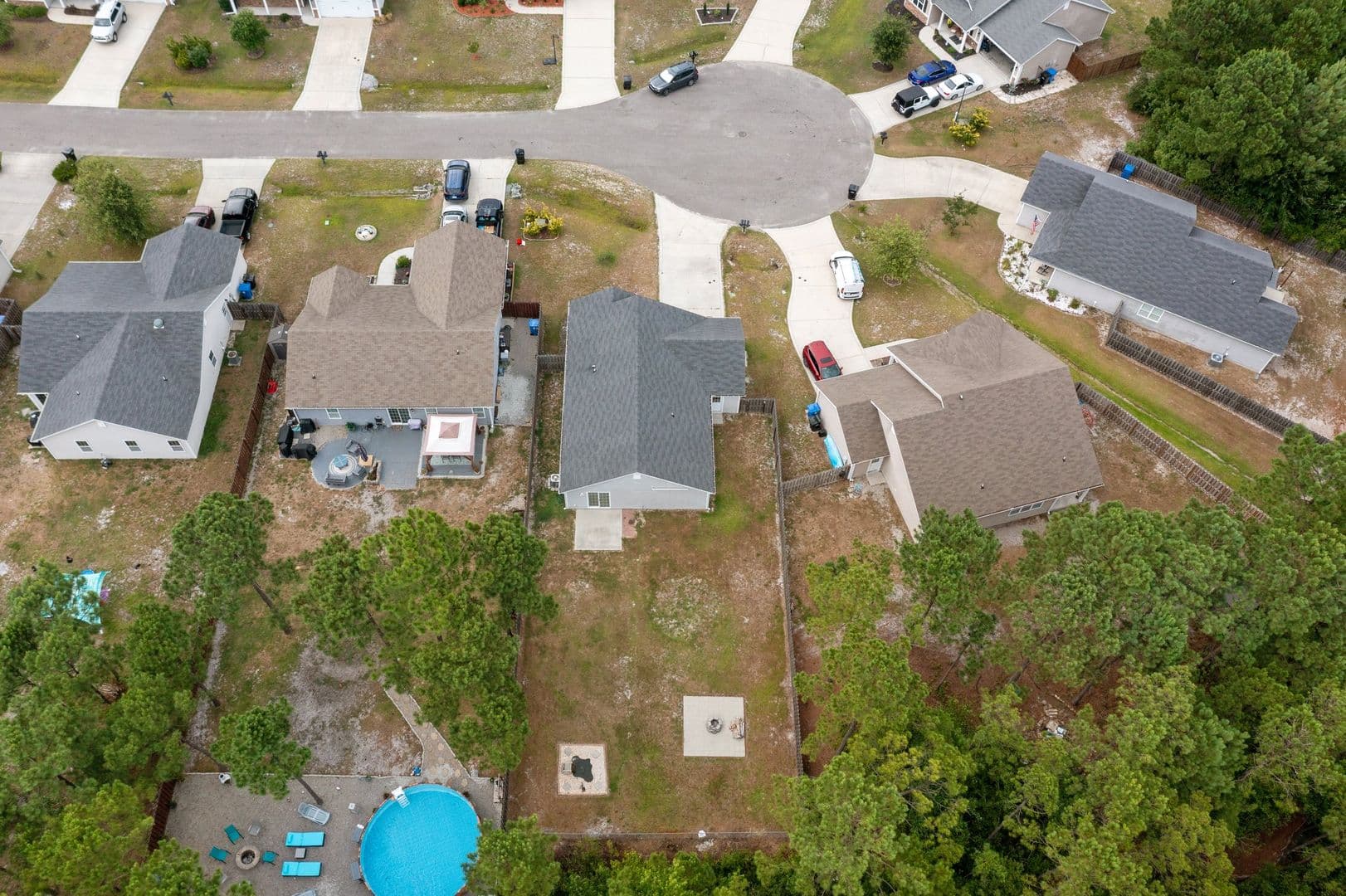 Holly Ridge House: 420 Salvo Court