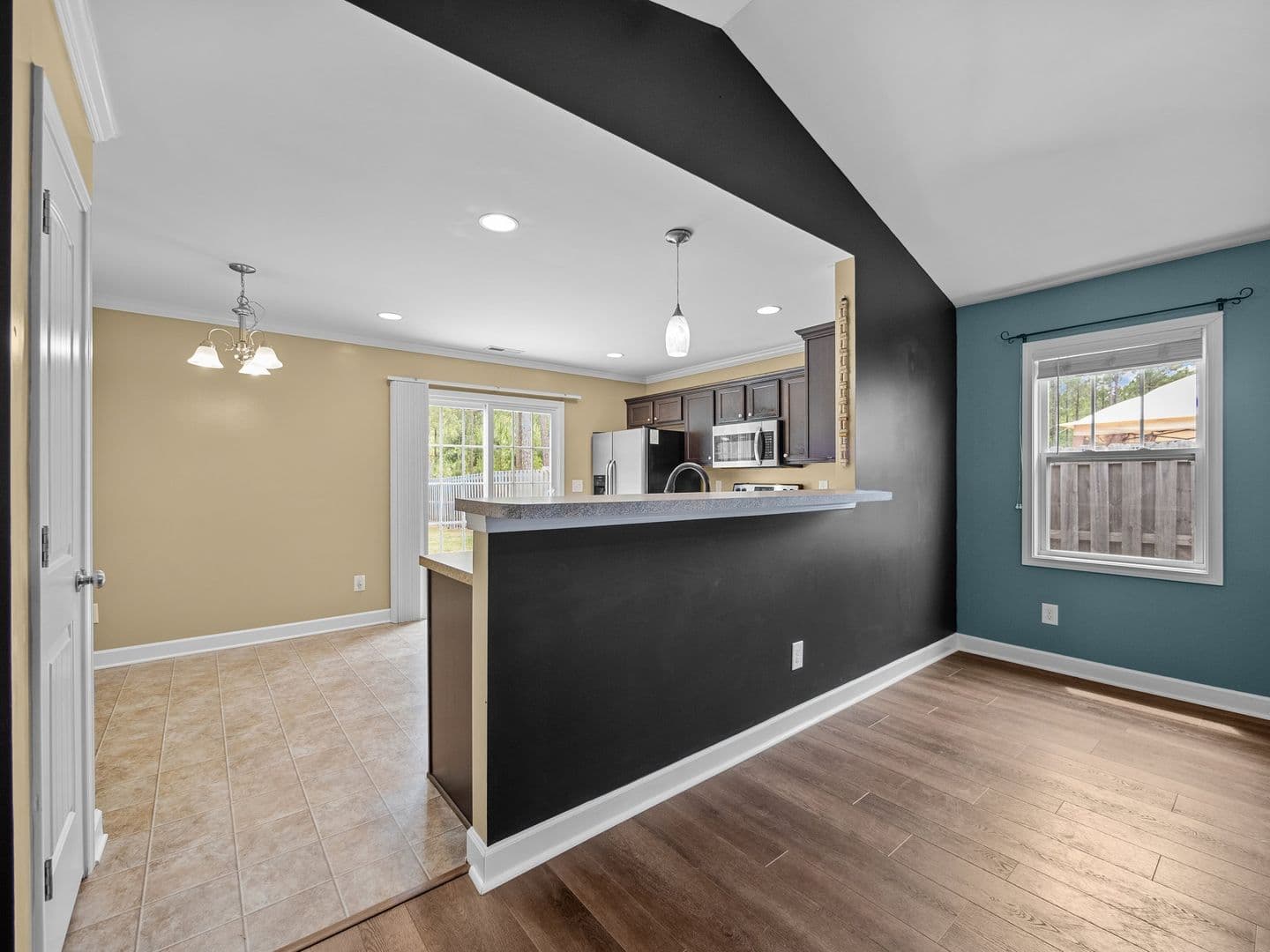 Holly Ridge House: 420 Salvo Court
