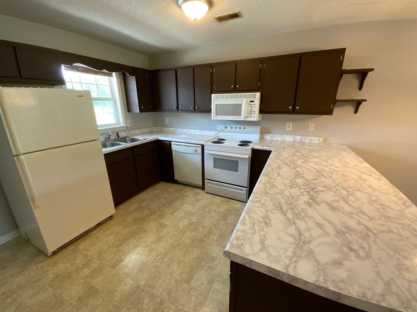 Swansboro Townhome: 601 Pelletier Loop Rd Unit 65/F36