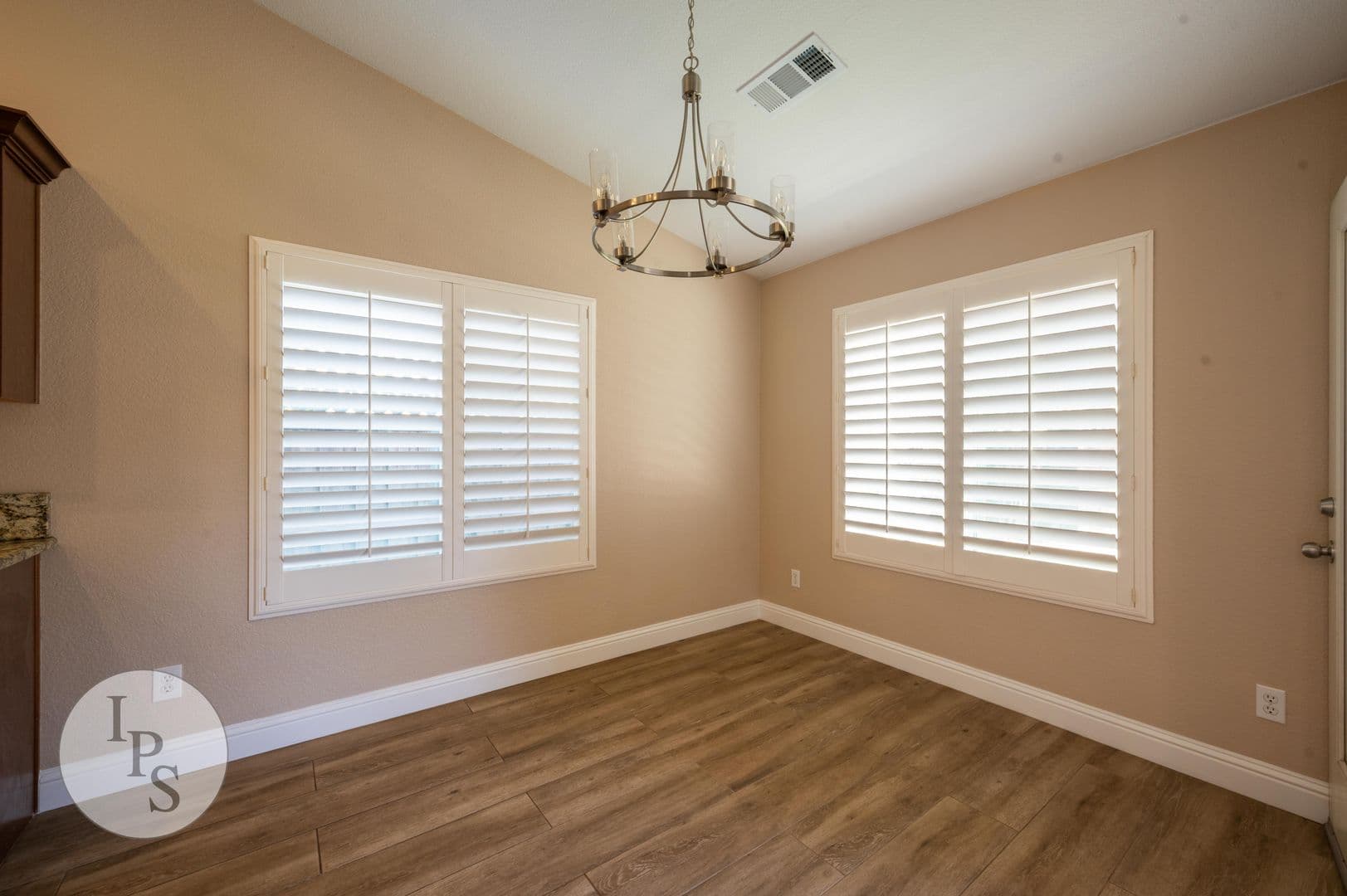 Fresno House: 5450 N Maruyama Ave