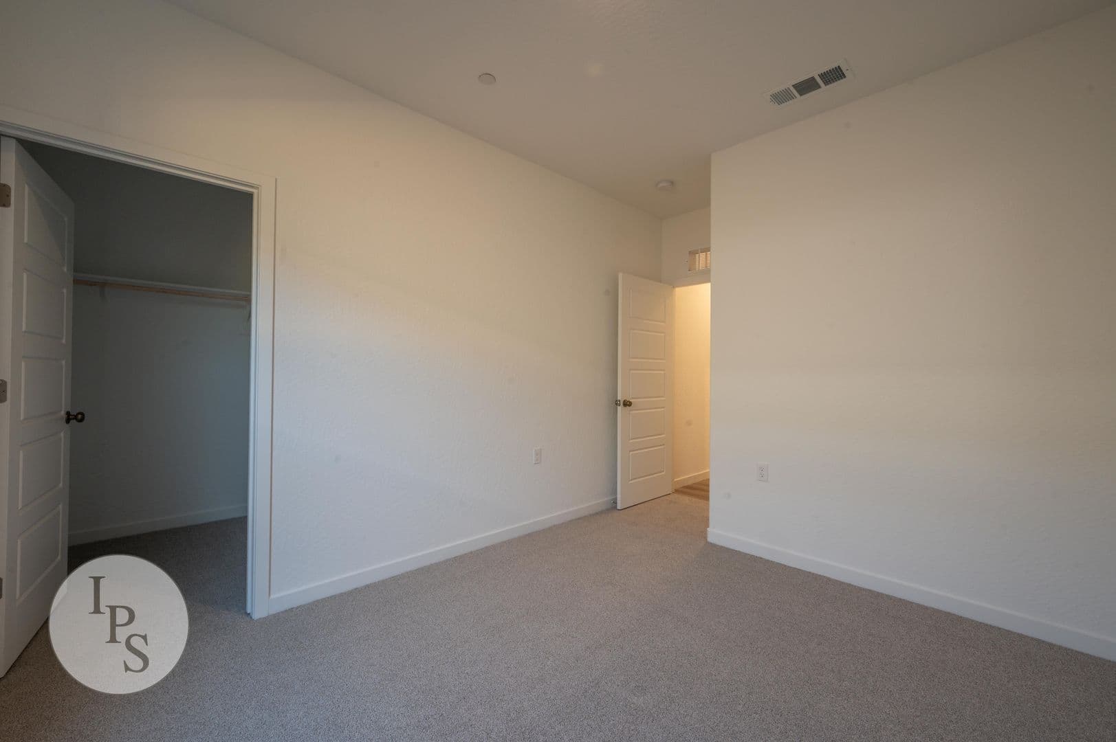 Fresno House: 2838 N Noah Ln