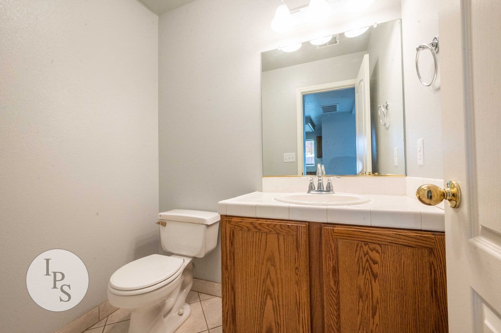 Clovis House: 3676 Baron Ave