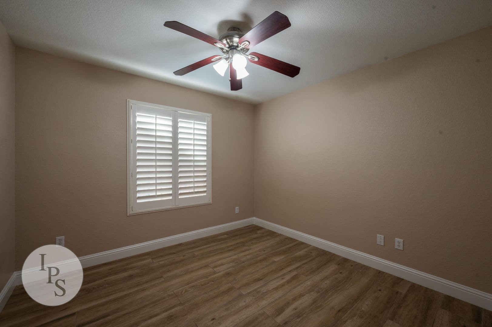 Fresno House: 5450 N Maruyama Ave