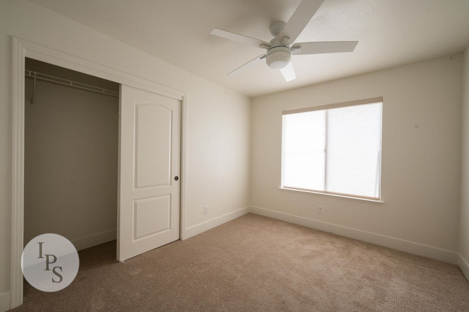 Fresno House: 10474 N Camarillo Dr