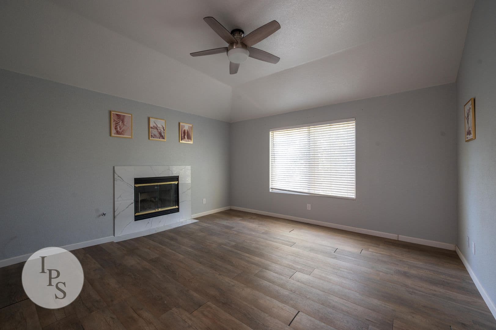 Fresno House: 9471 N. Whitehouse Dr.
