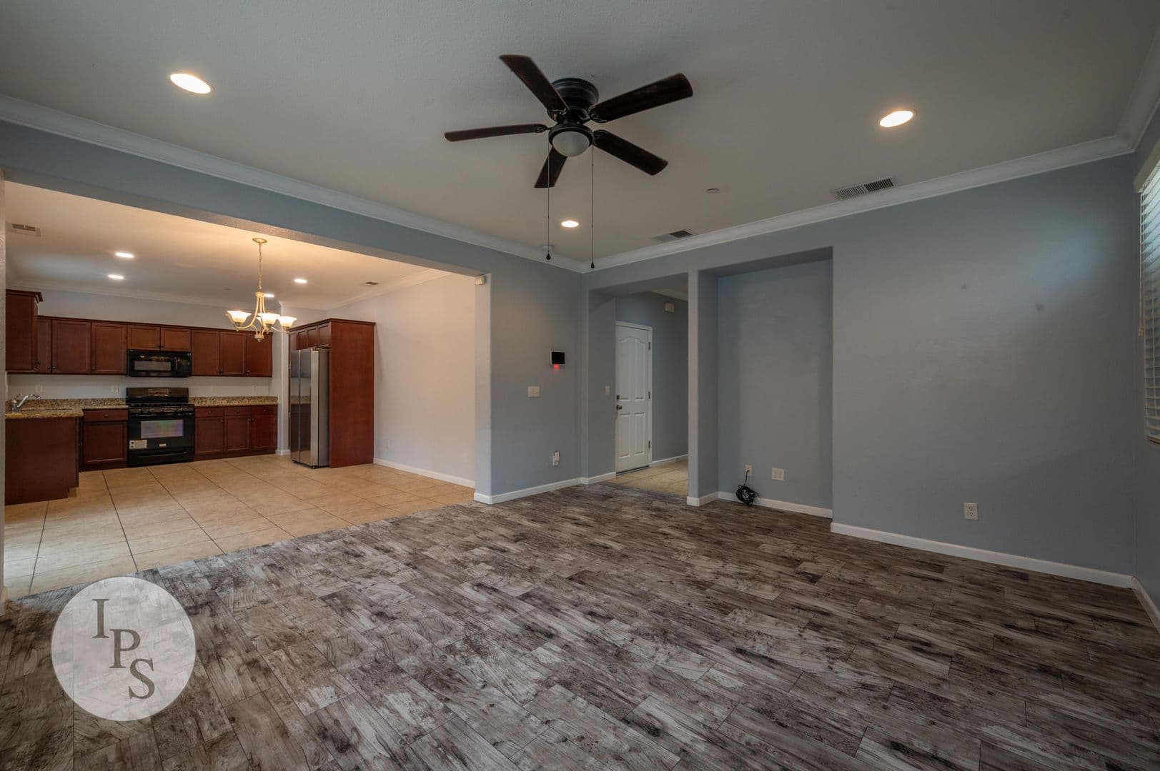Fresno House: 7390 E. Giavanna Ave
