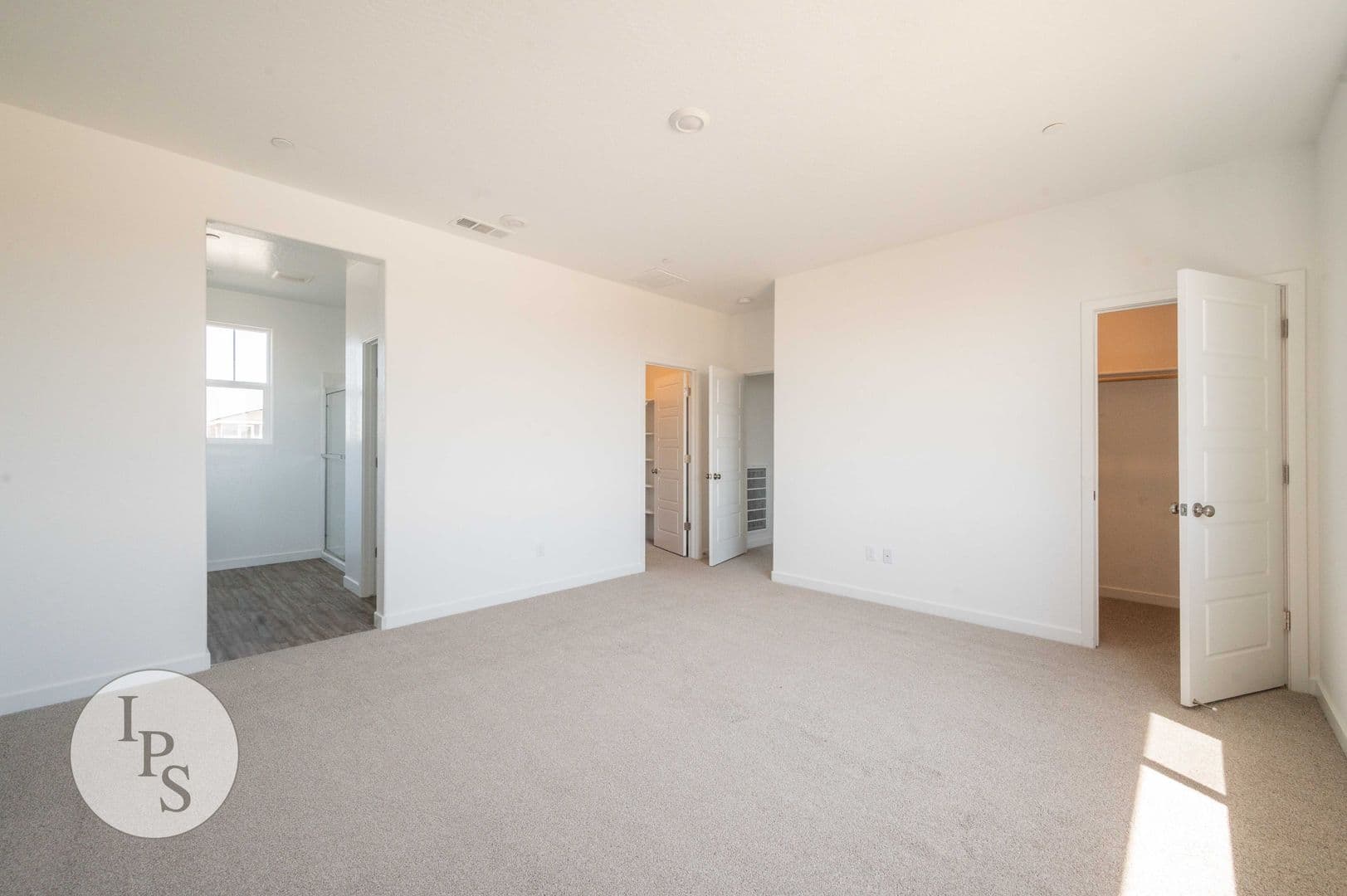 Fresno House: 2808 N. Vahe Ave.