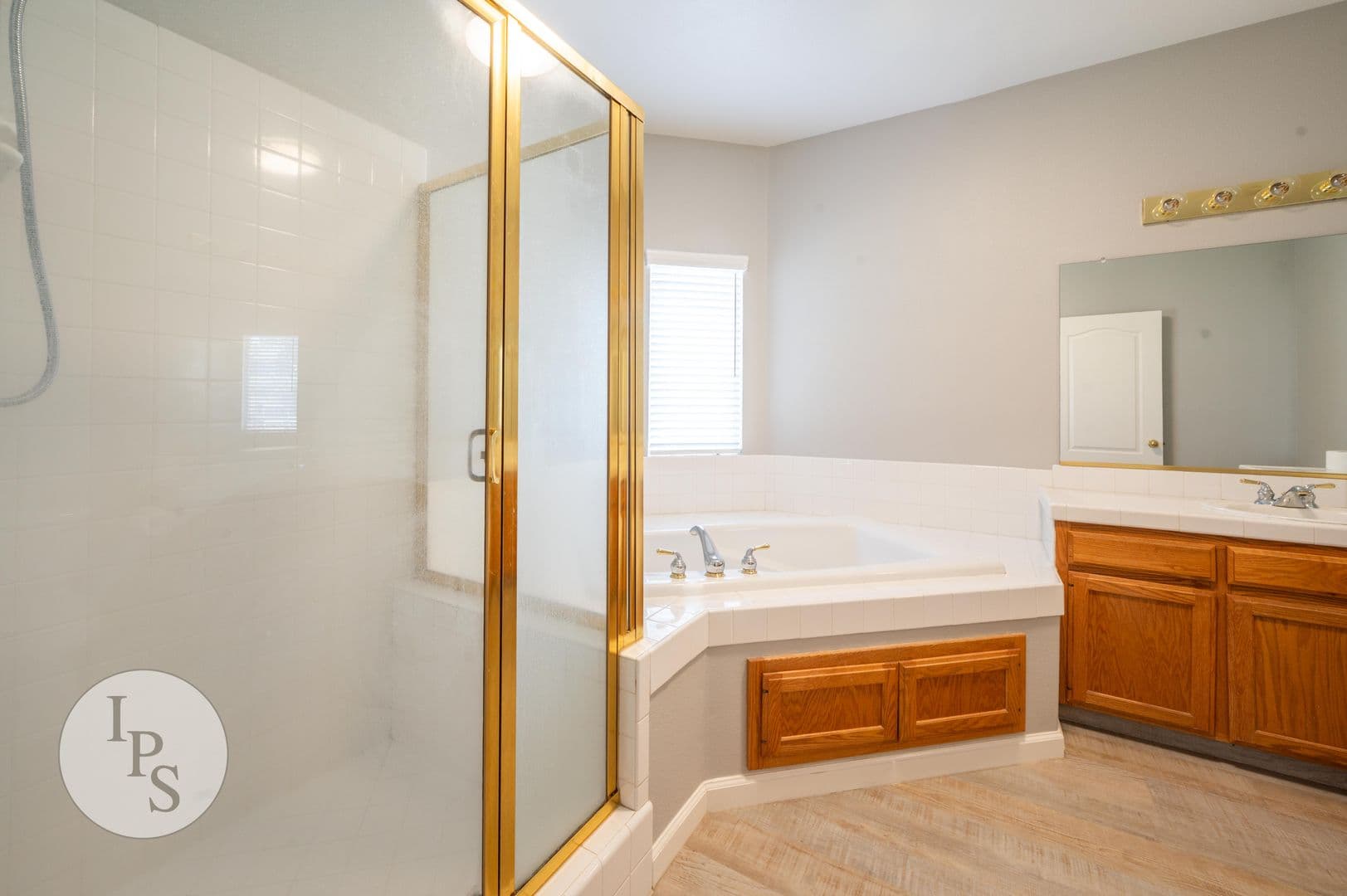 Clovis House: 753 Applegate Ave