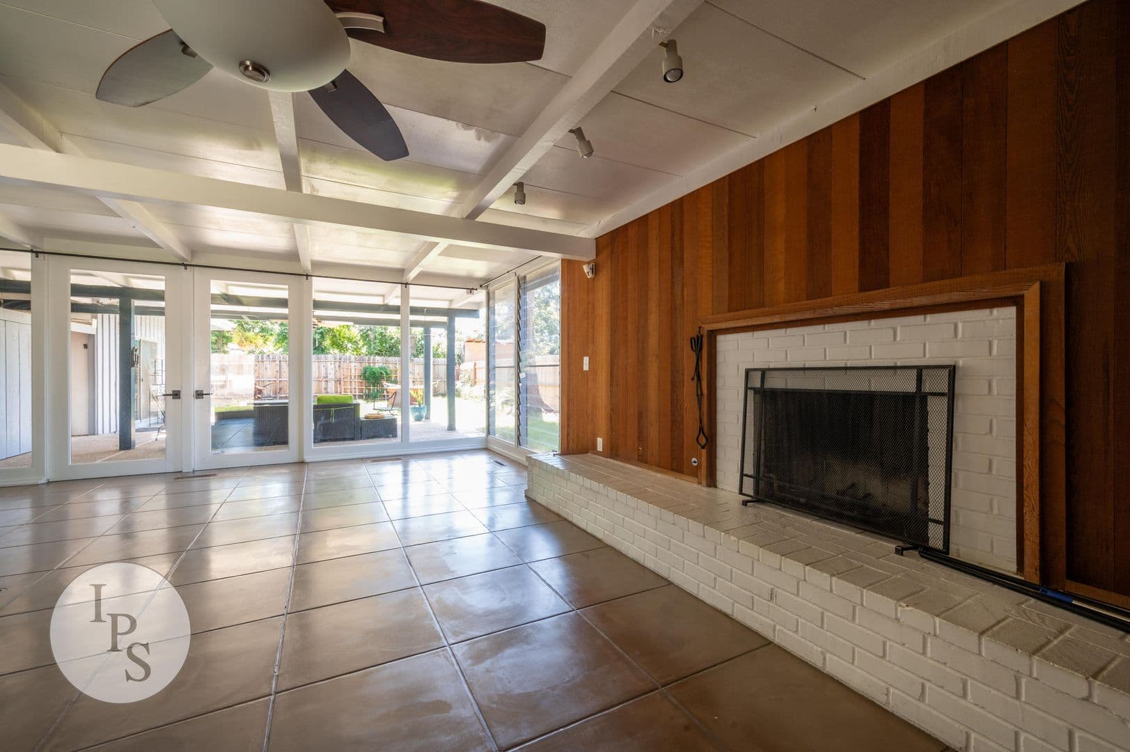Fresno Apartment: 4096 N. Sherman St.