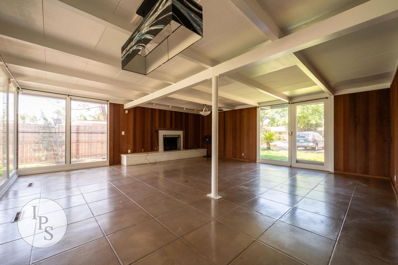 Fresno Apartment: 4096 N. Sherman St.