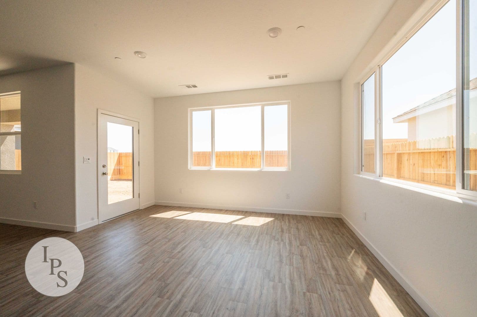 Fresno House: 2808 N. Vahe Ave.