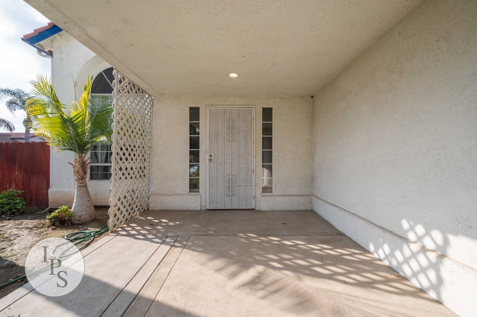 Clovis House: 3676 Baron Ave