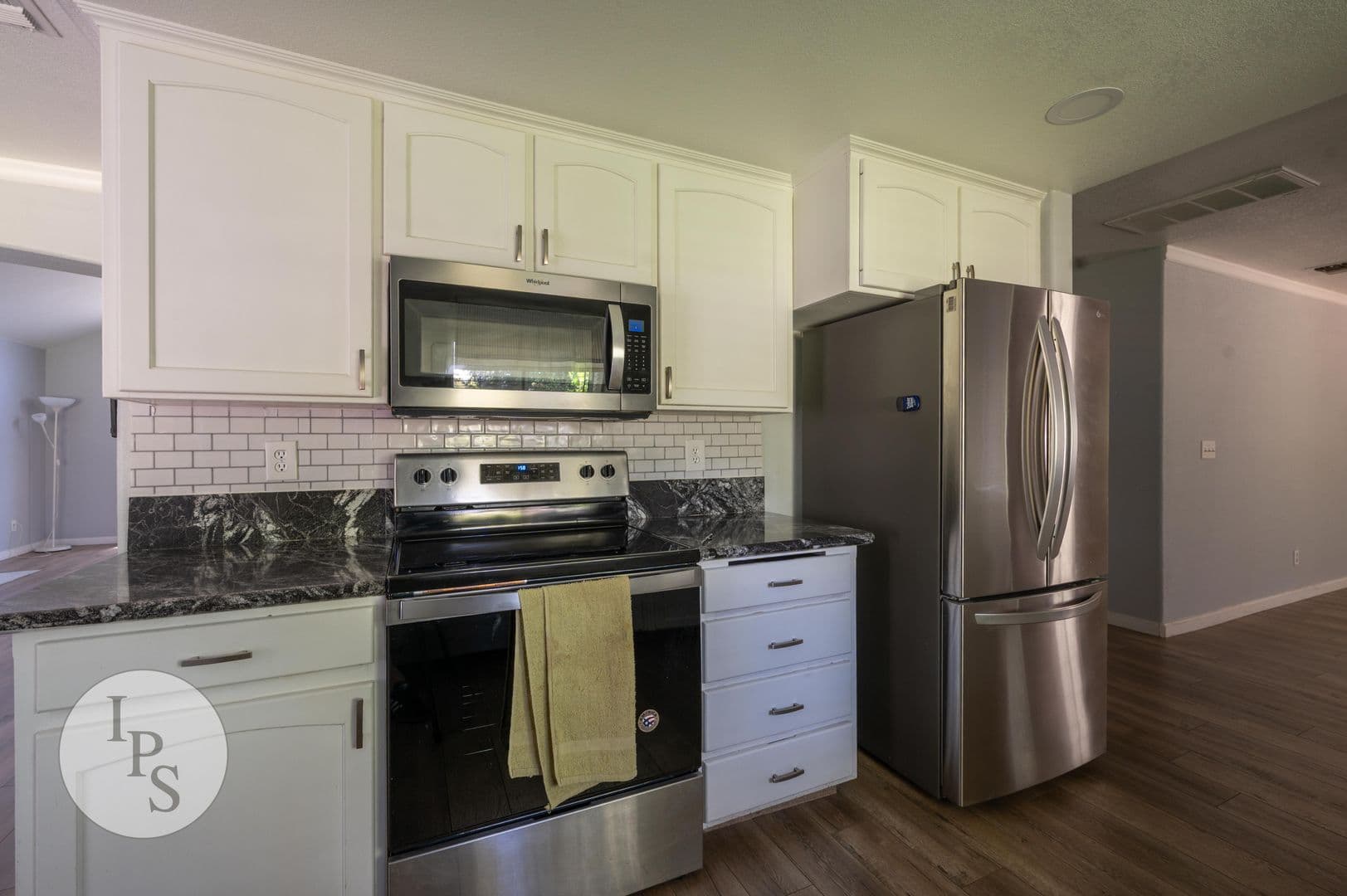 Fresno House: 9471 N. Whitehouse Dr.