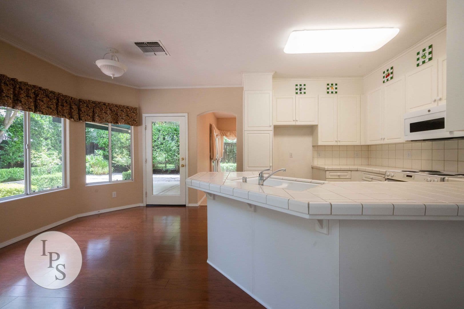 Fresno House: 1184 E. Province Dr.