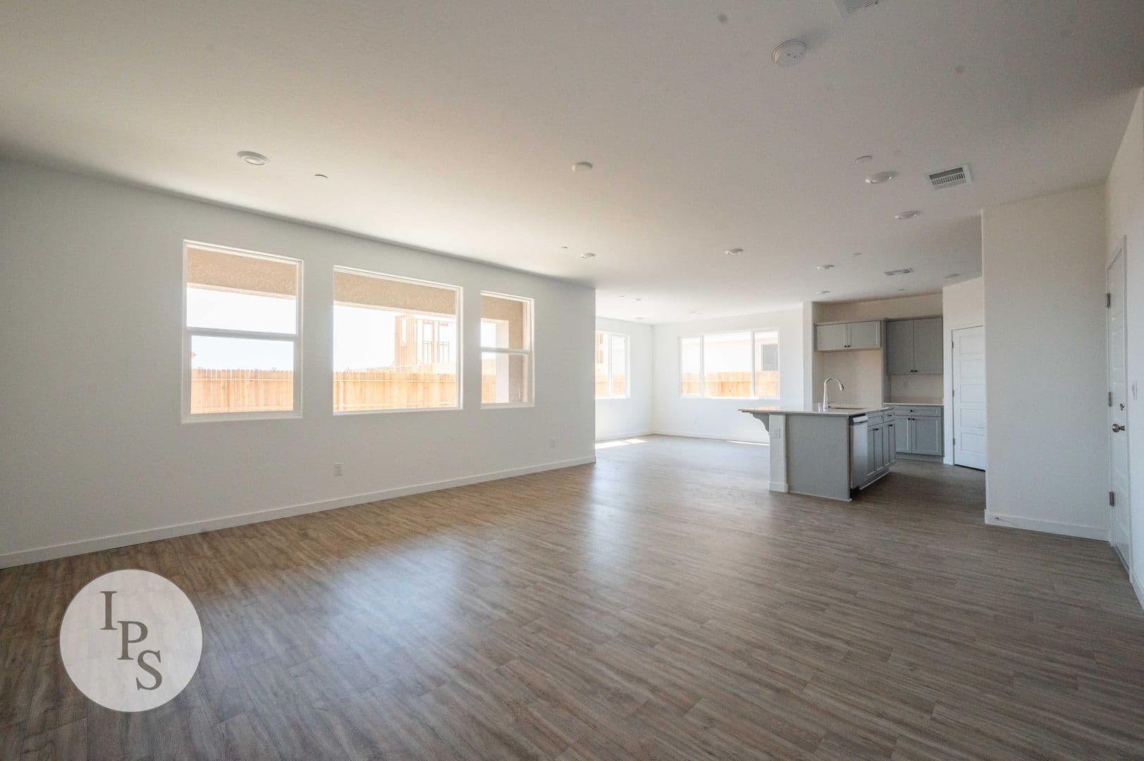 Fresno House: 2808 N. Vahe Ave.