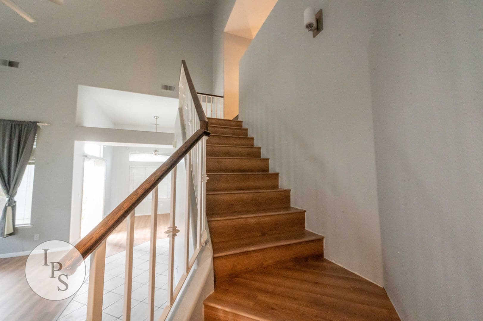 Clovis House: 3676 Baron Ave