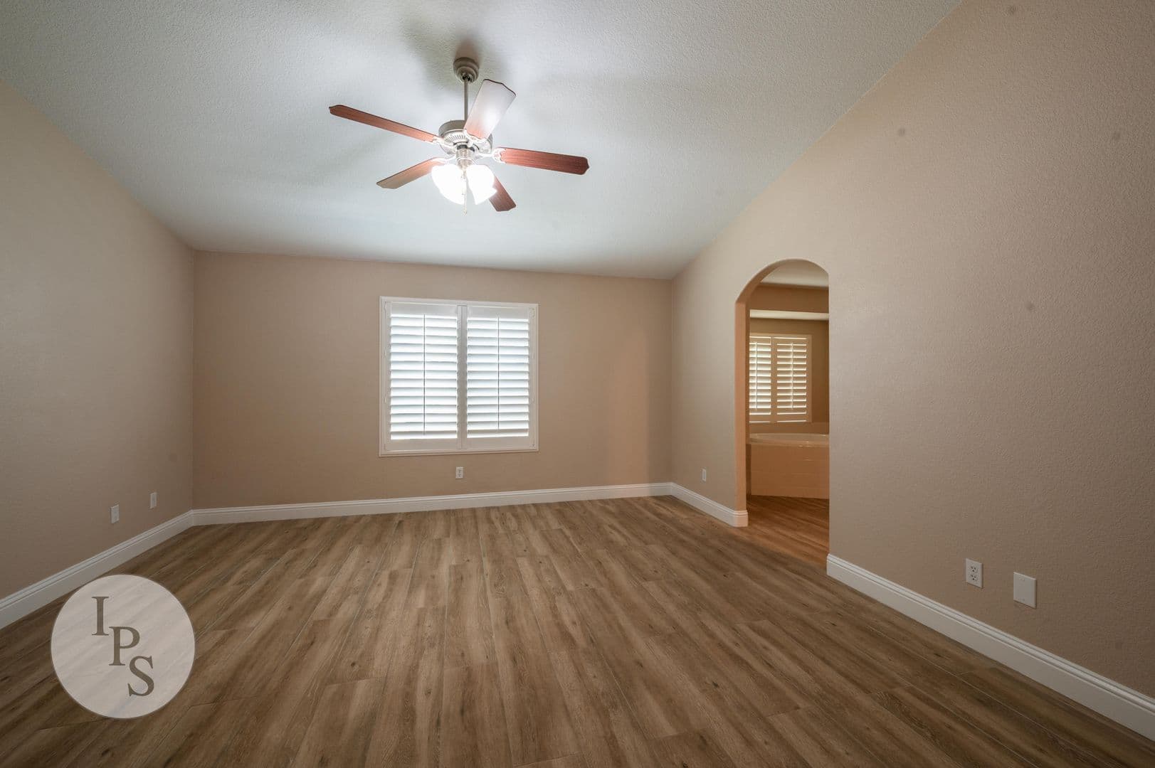 Fresno House: 5450 N Maruyama Ave