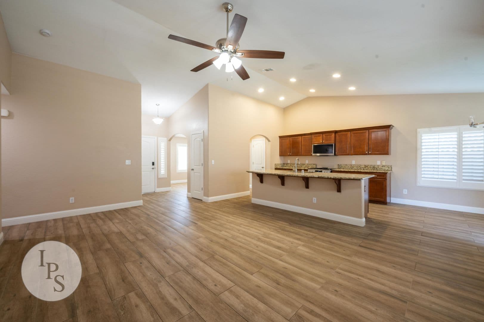 Fresno House: 5450 N Maruyama Ave