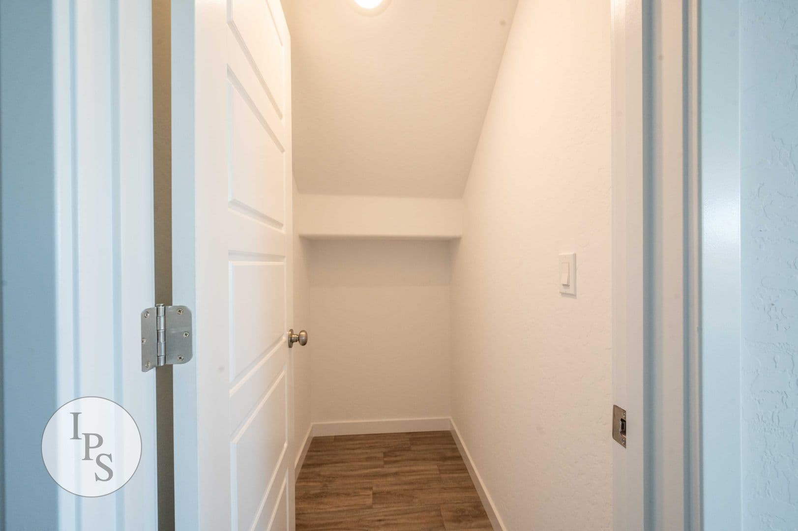 Fresno House: 2808 N. Vahe Ave.