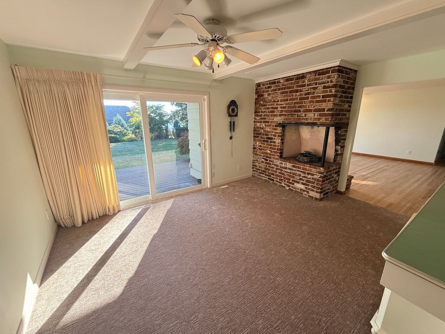 Happy Valley House: 11540 SE Idleman Rd