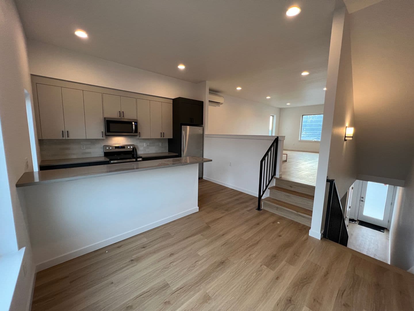 Wilsonville Apartment: 30535 SW Magnolia Ave
