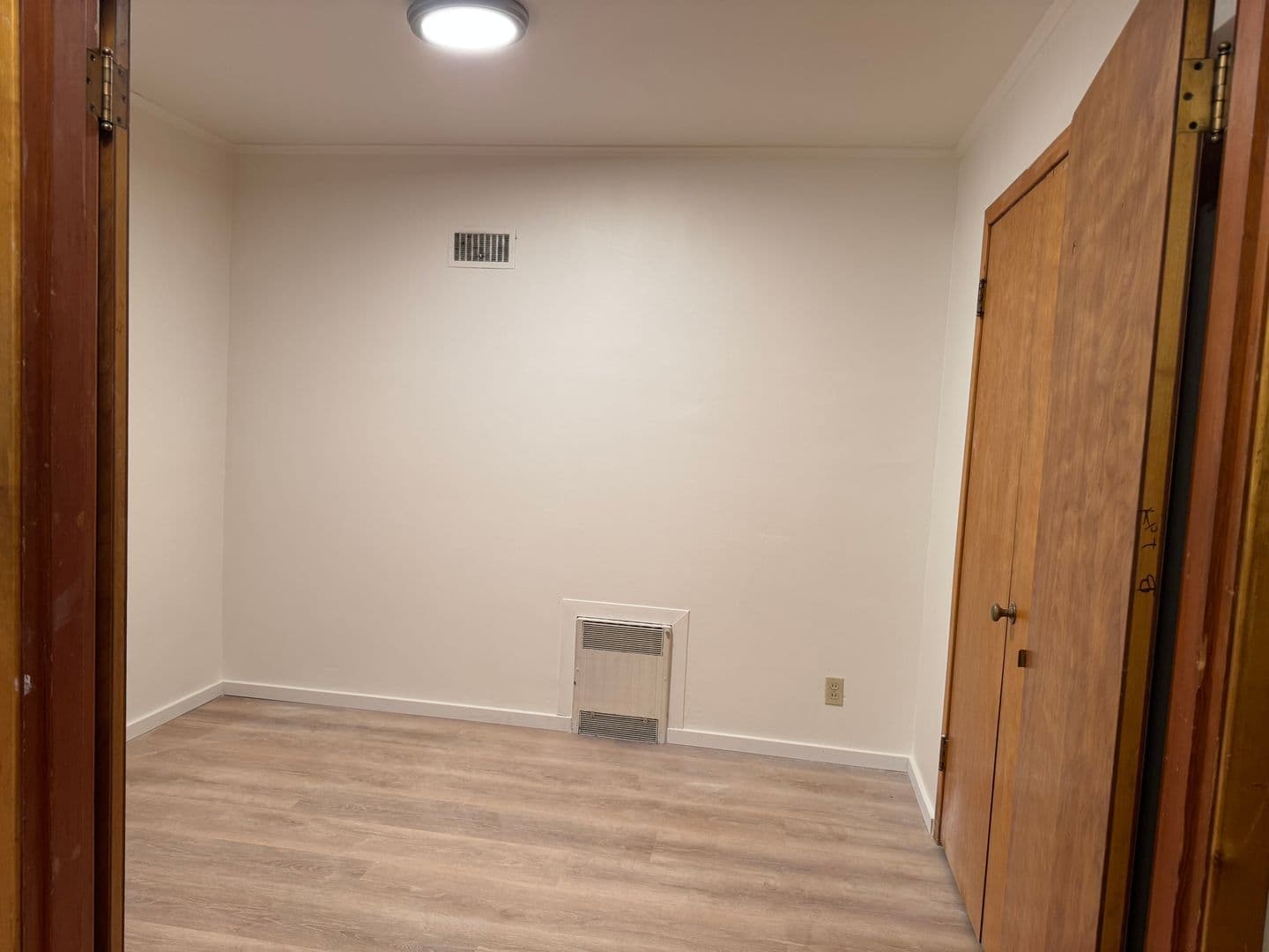 Spokane Apartment: 1806 W Pacific Ave