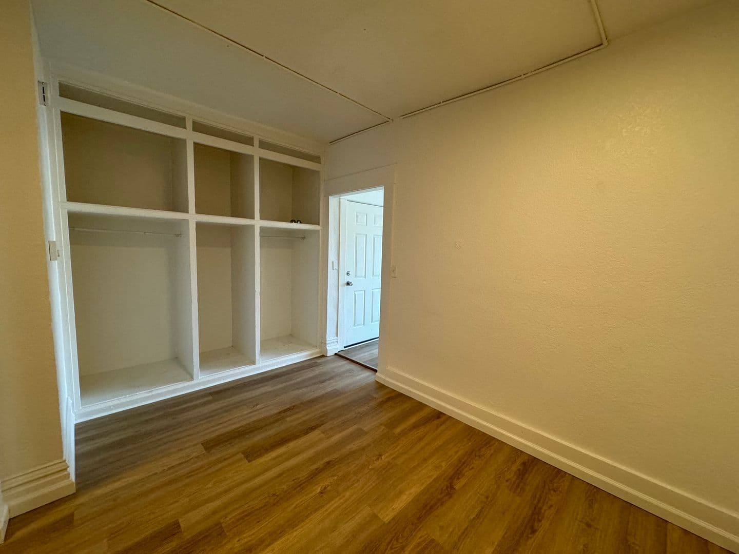 Spokane Apartment: 1217 & 1223 W 6th Ave