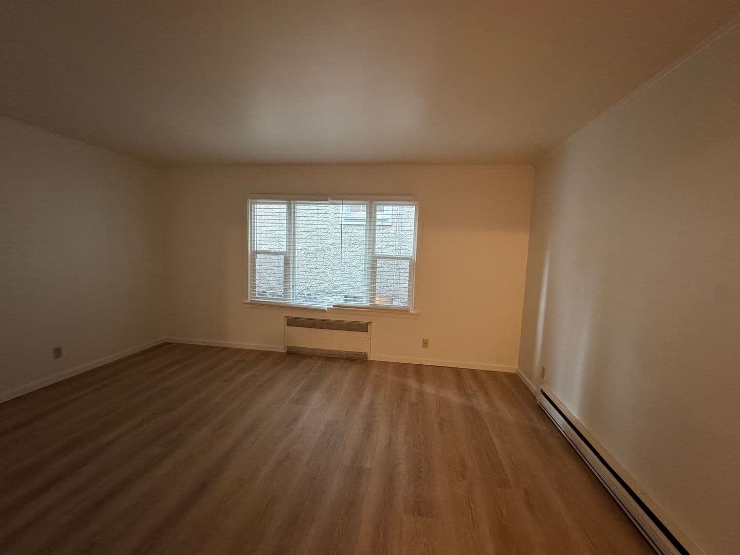 Spokane Apartment: 1806 W Pacific Ave
