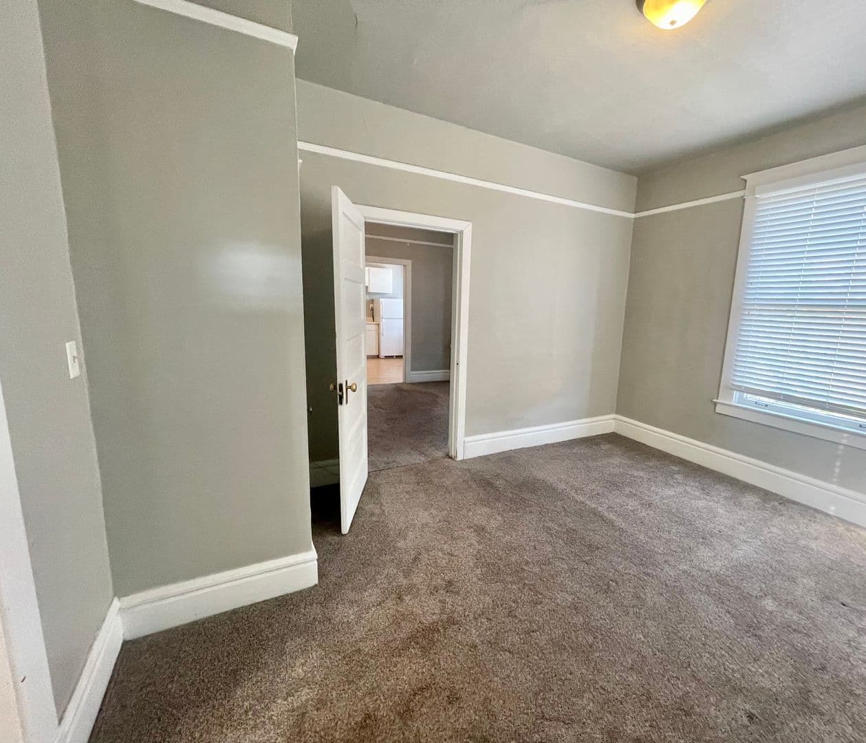 Spokane Apartment: 106 S Cedar St