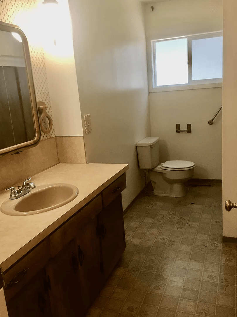 Spokane Apartment: 1208 W 11th Ave