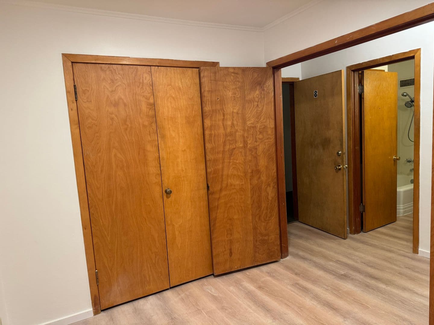 Spokane Apartment: 1806 W Pacific Ave