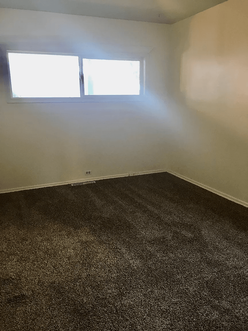 Spokane Apartment: 1208 W 11th Ave