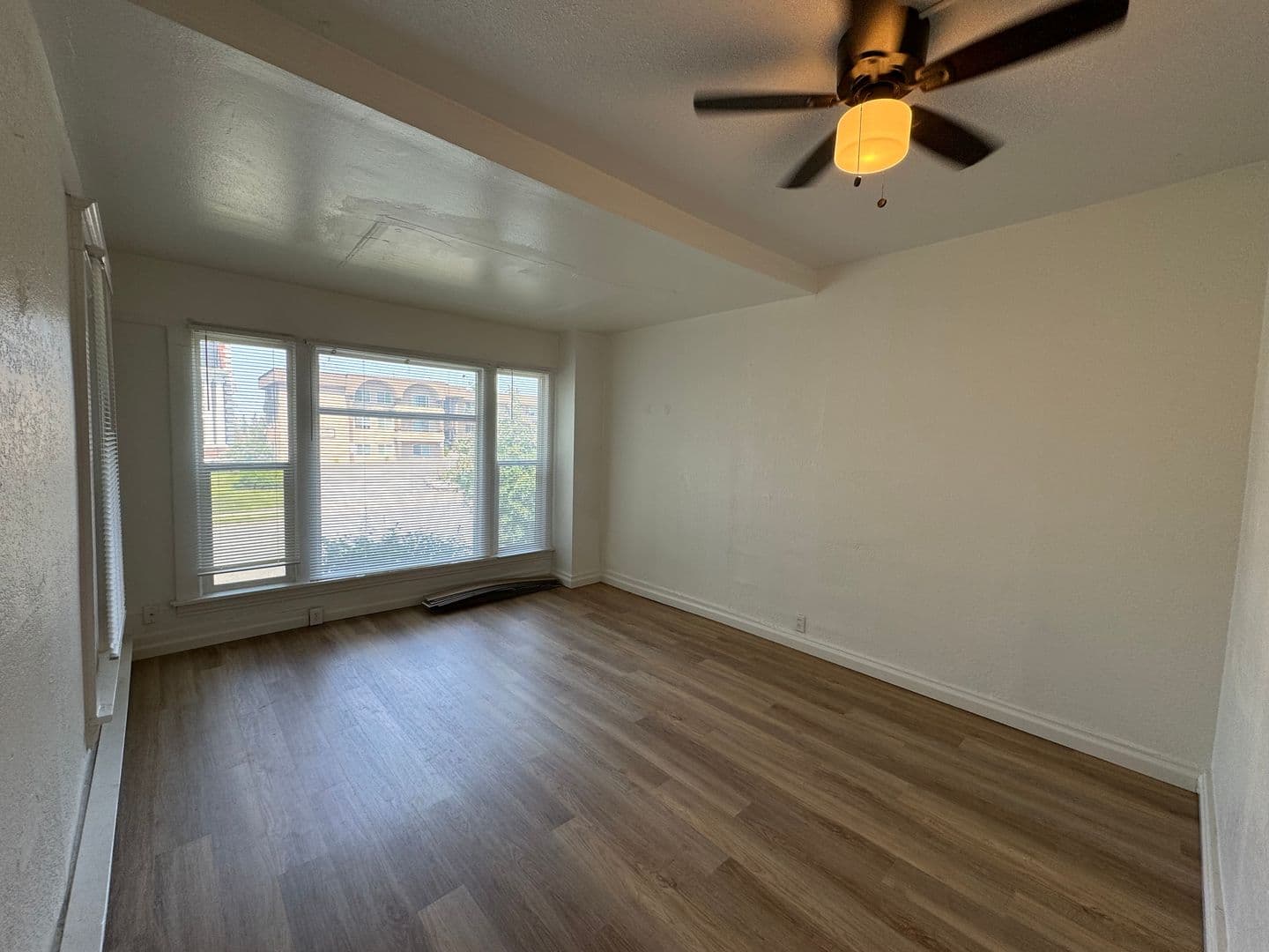 Spokane Apartment: 1217 & 1223 W 6th Ave