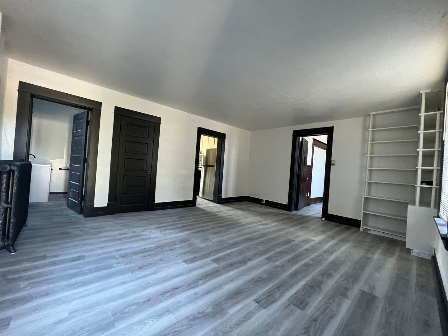 Medical Lake Apartment: 623 E Lake St