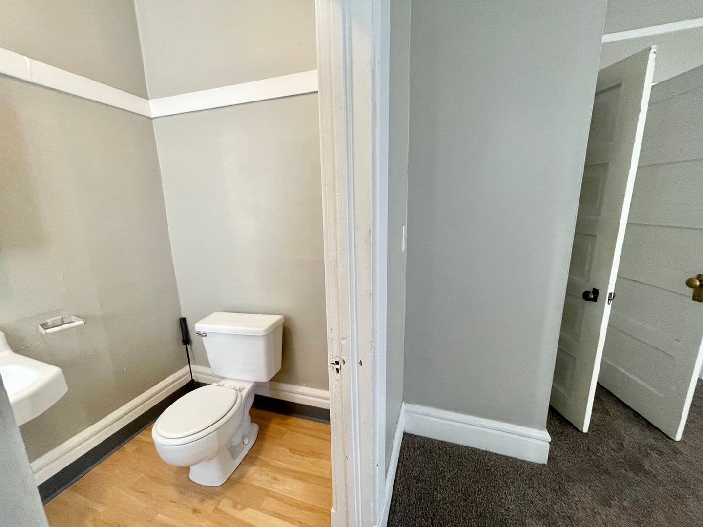 Spokane Apartment: 106 S Cedar St