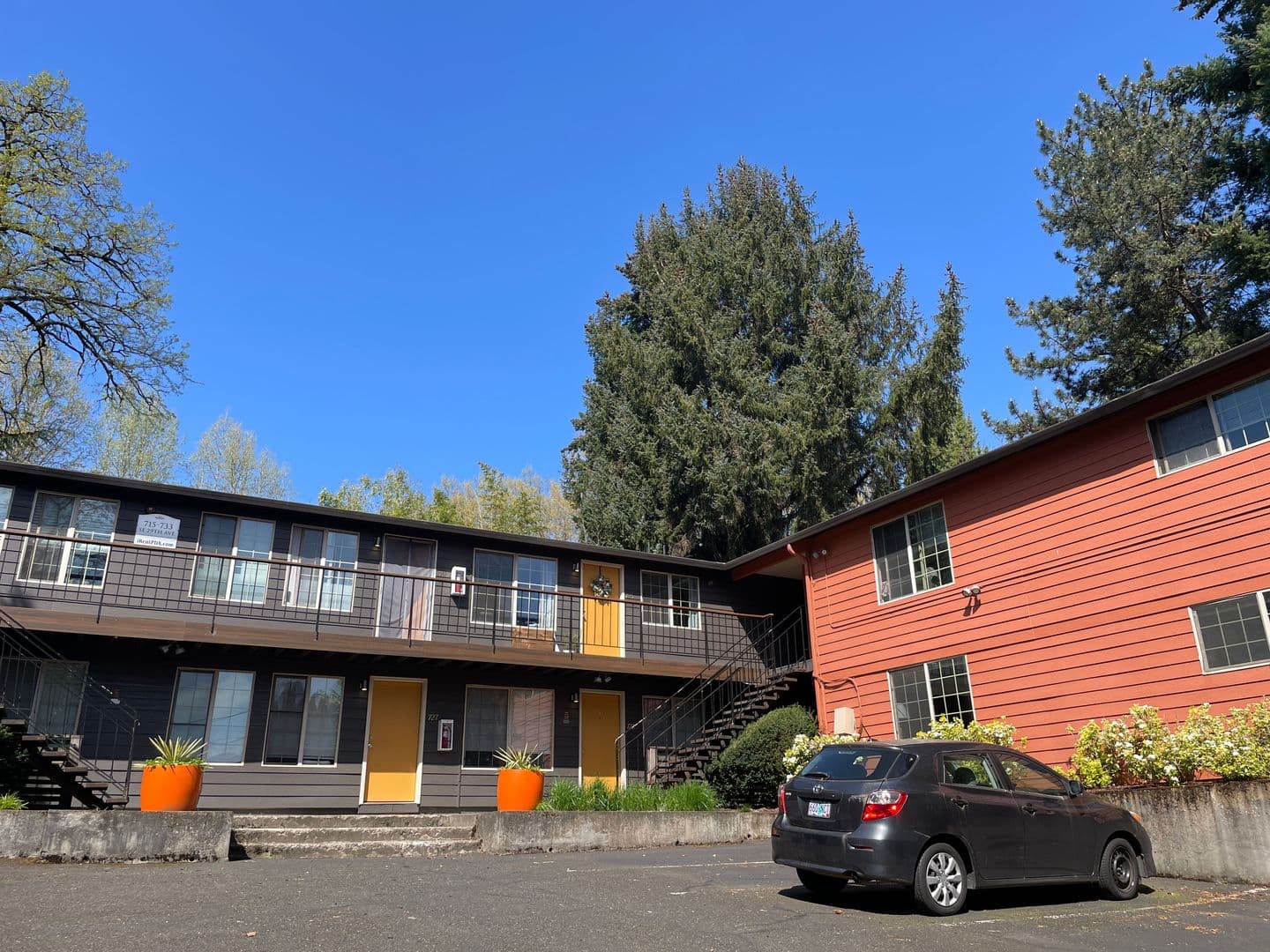 Portland Apartment: 721 SE 29th Ave