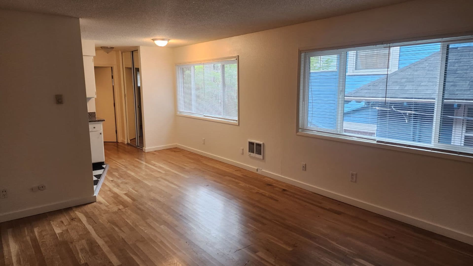 Portland Apartment: 2151 NE Halsey