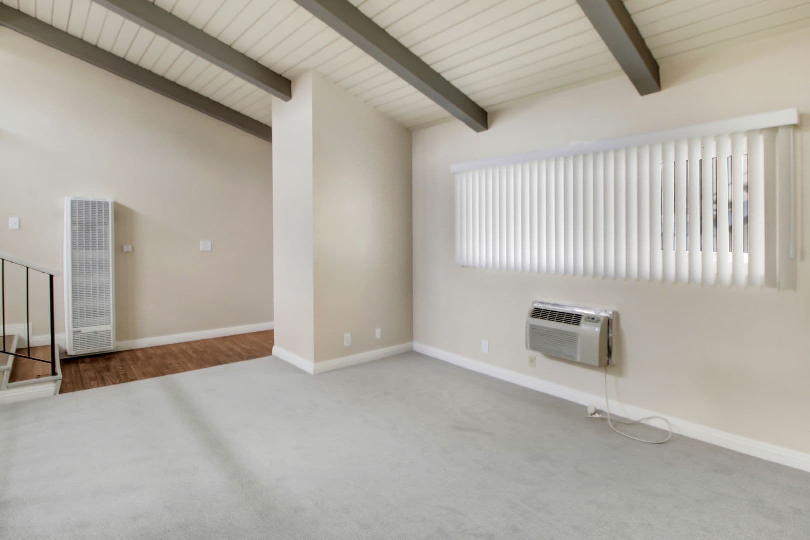 Montebello Apartment: 788 N. Garfield Ave.