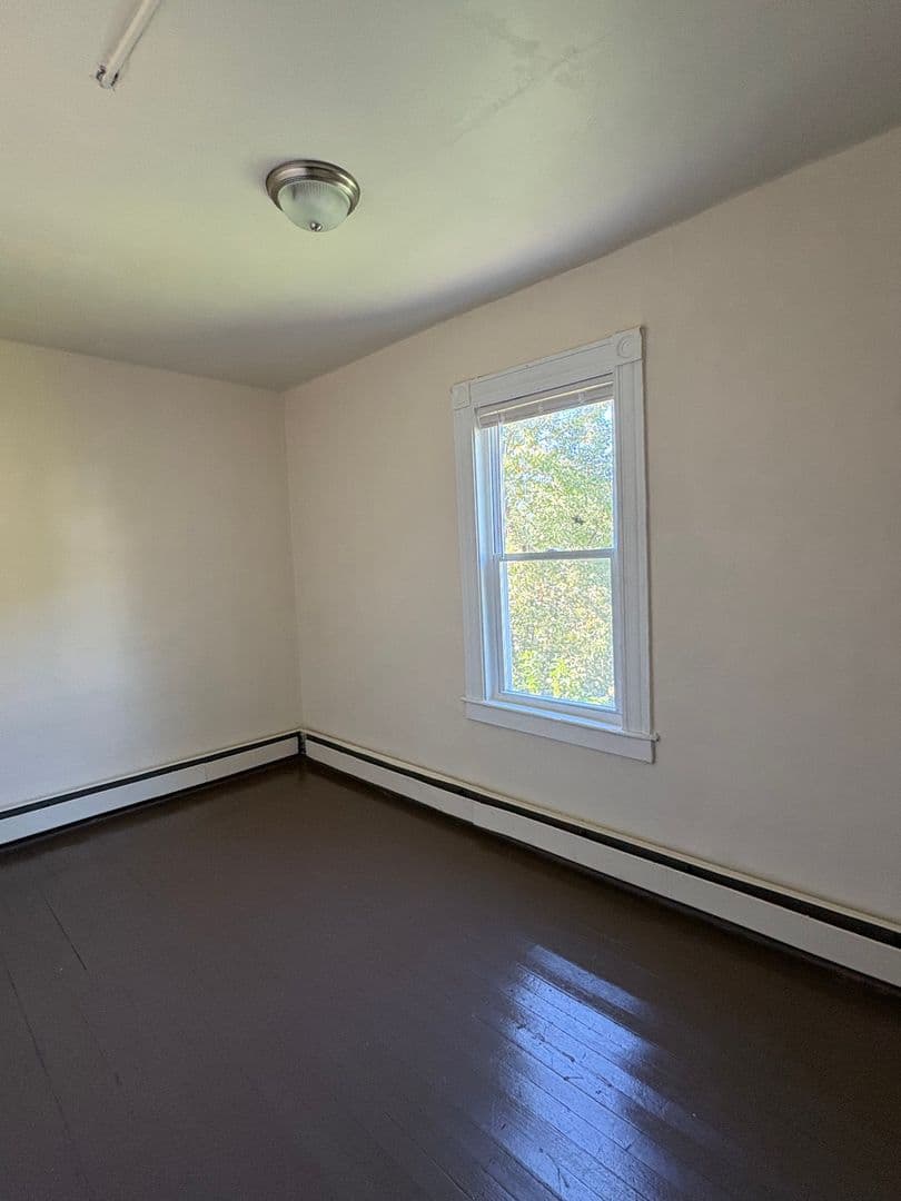 New Britain Apartment: 240-242 Washington St