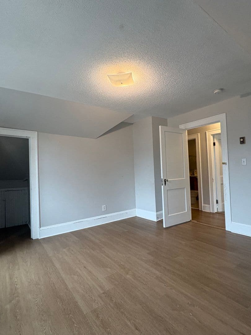 Terryville Apartment: 17 Burnham St
