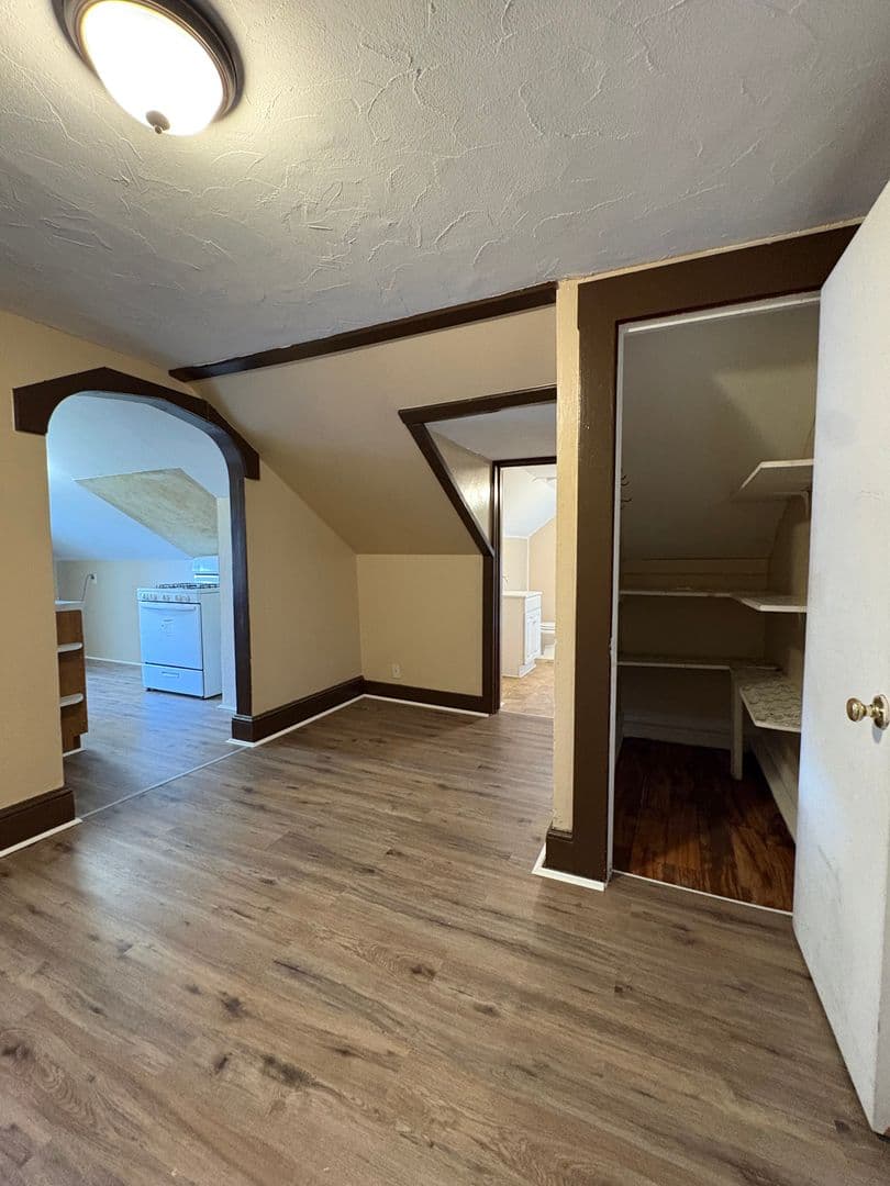 Middletown Apartment: 190 Liberty Street