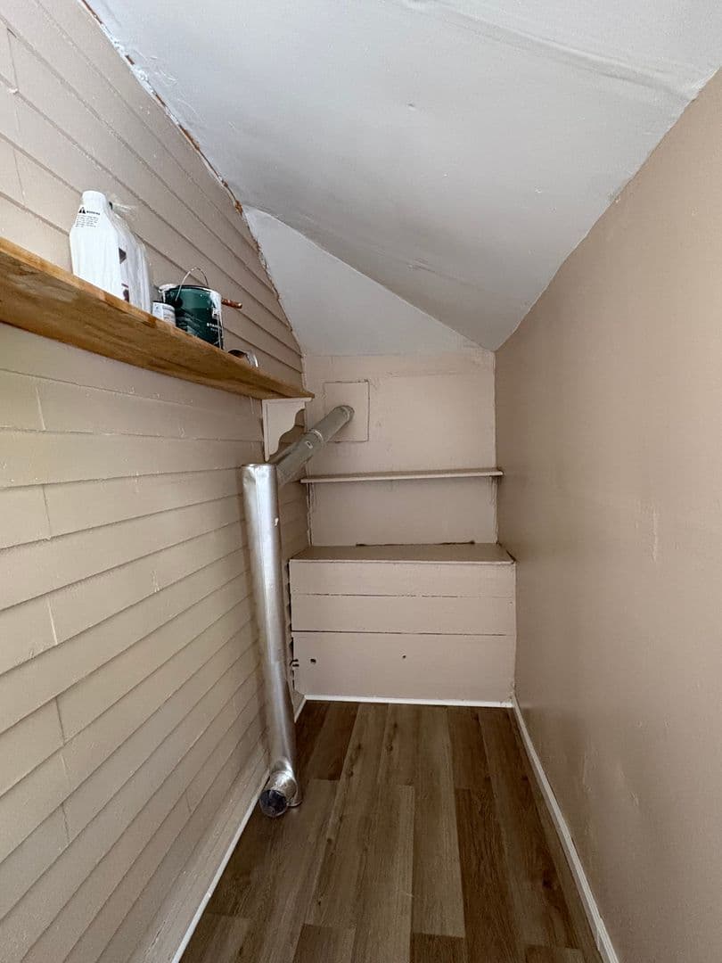 Middletown Apartment: 28 Durant Terrace