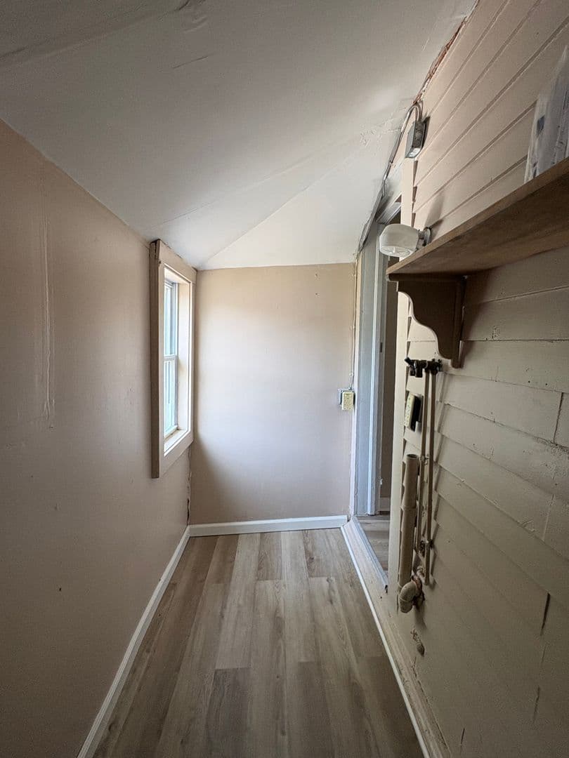 Middletown Apartment: 28 Durant Terrace