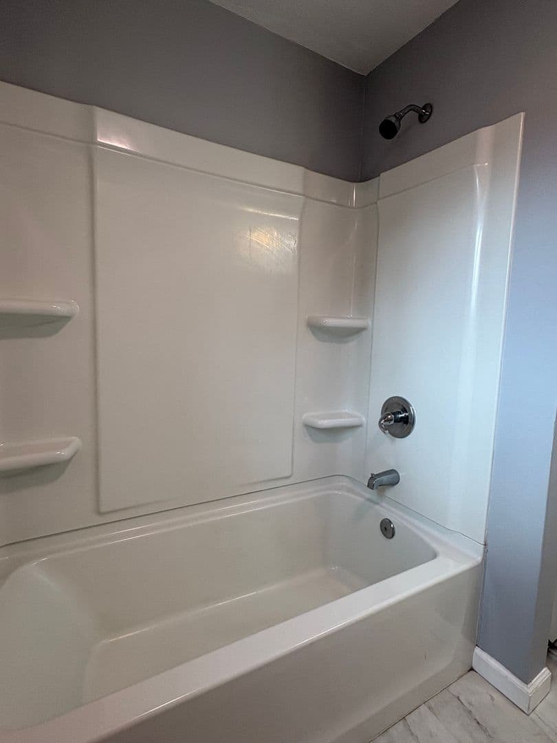 Bristol Apartment: 818-826 Pine Street