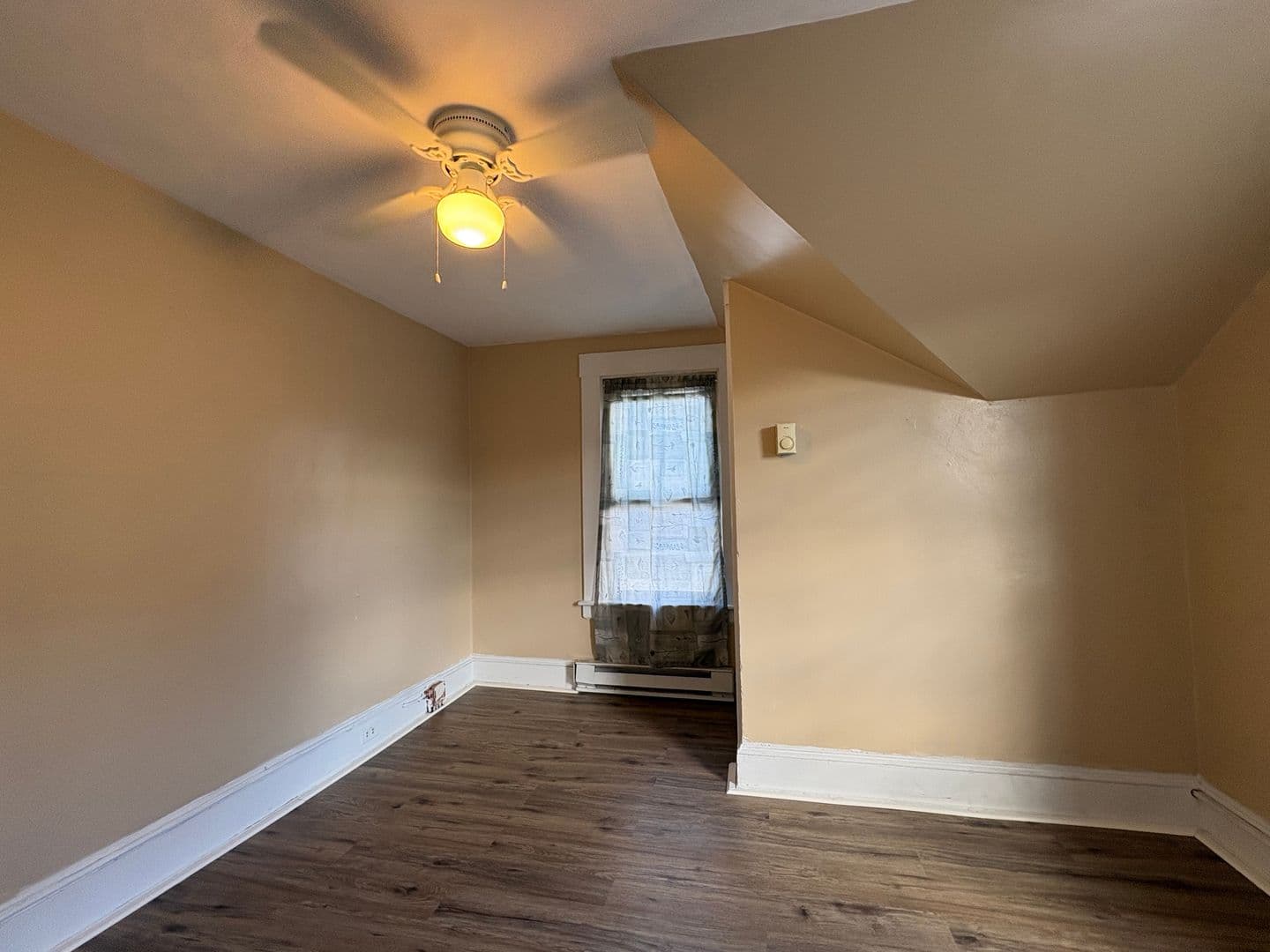 Middletown Apartment: 190 Liberty Street