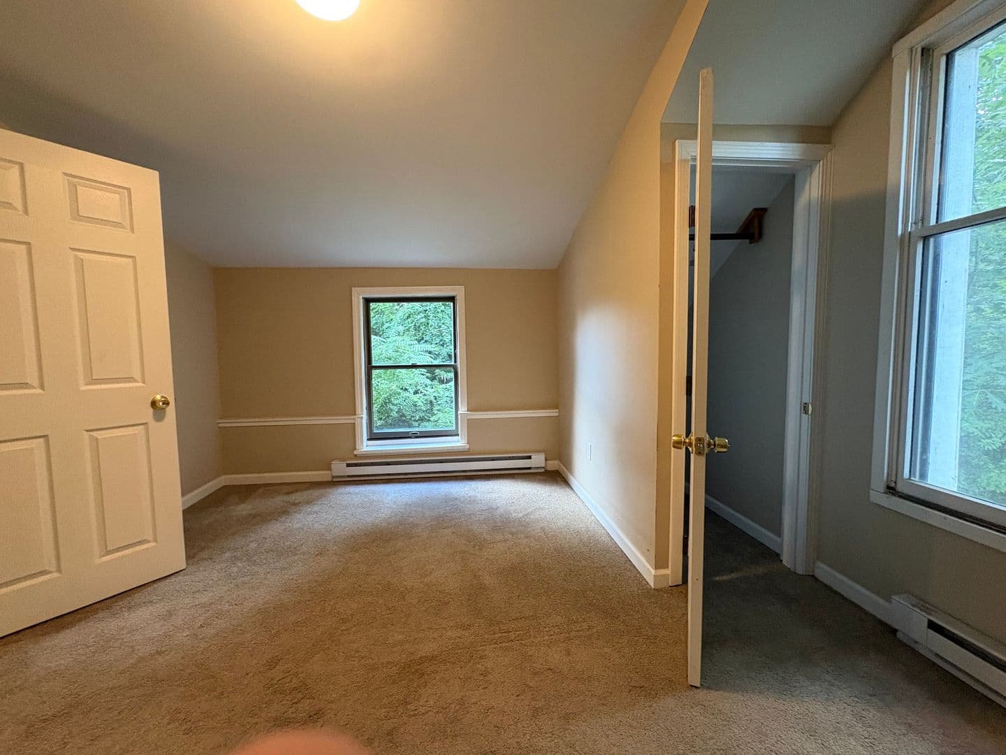 Middletown Apartment: 1185 Randolph Rd