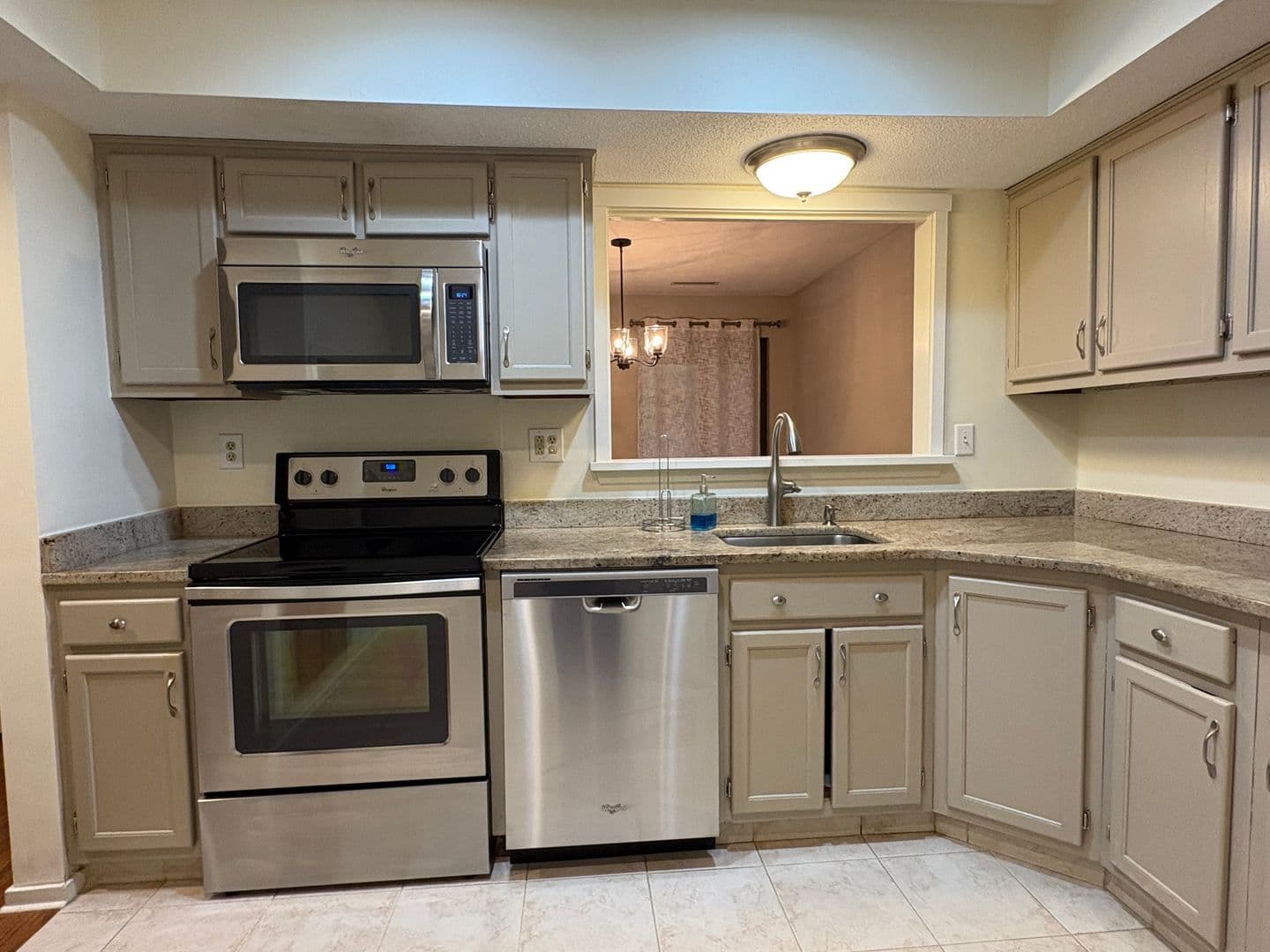 Avon Condo: 3 Willow Ln